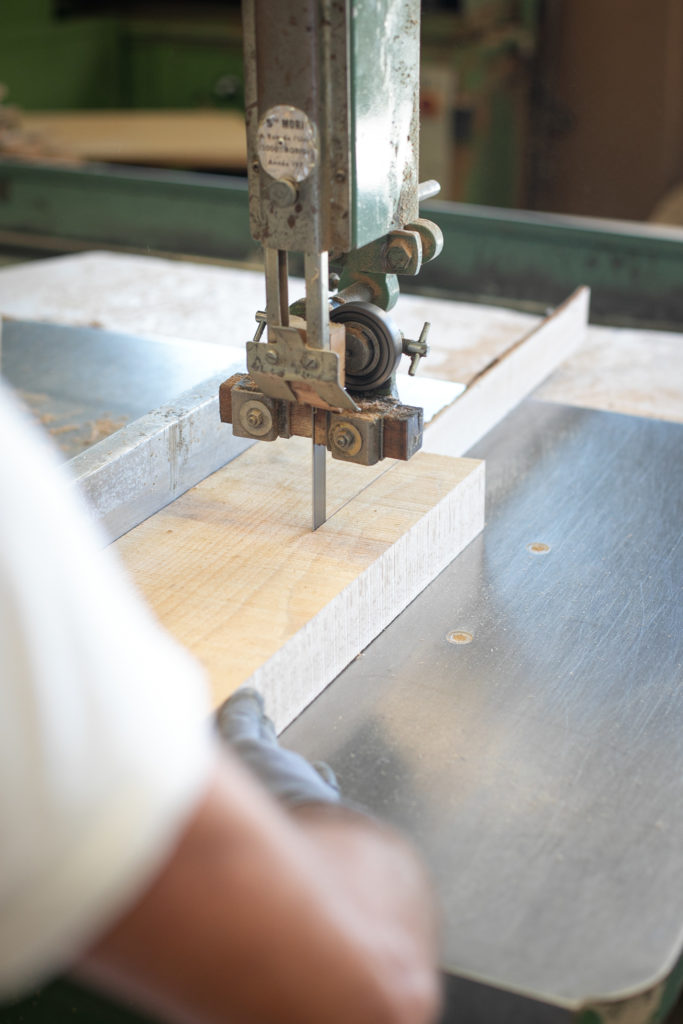 Sièges Bastiat - Fabrication Française - atelier de menuiserie © Remi Bedora